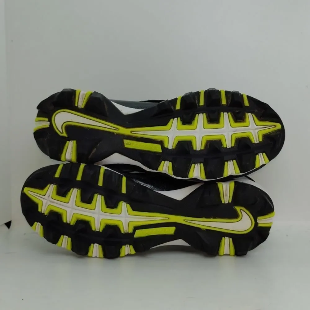 Nike Alpha Shark 2 Boys Black Football Cleats - Size 4.5